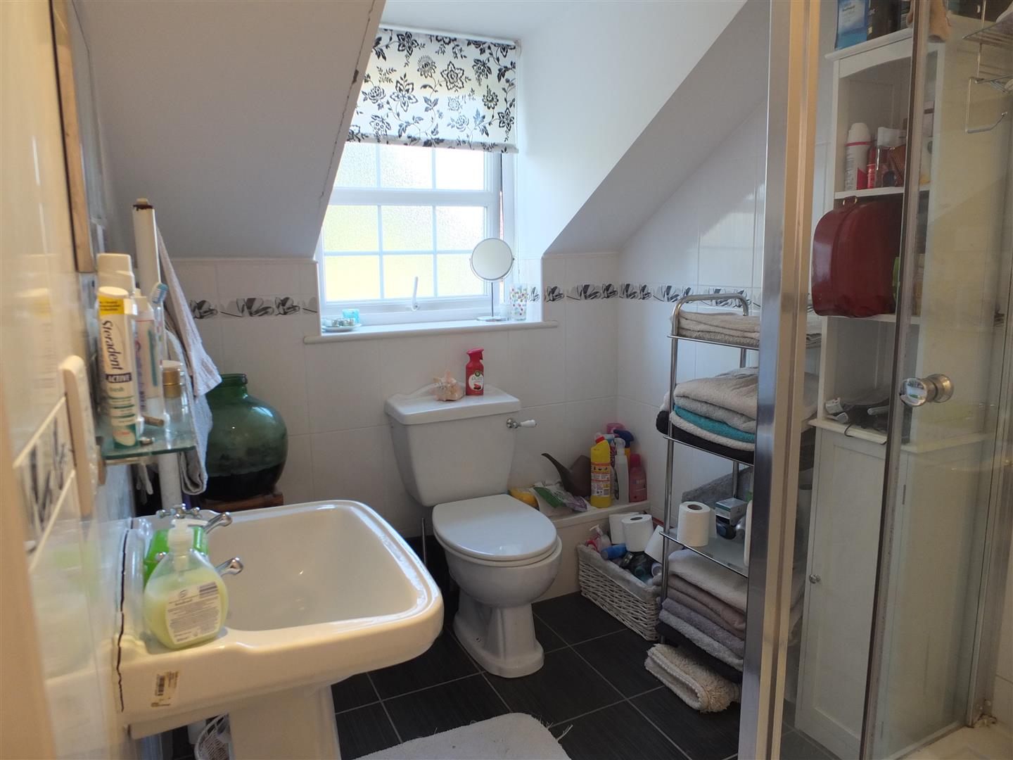 EN SUITE SHOWER